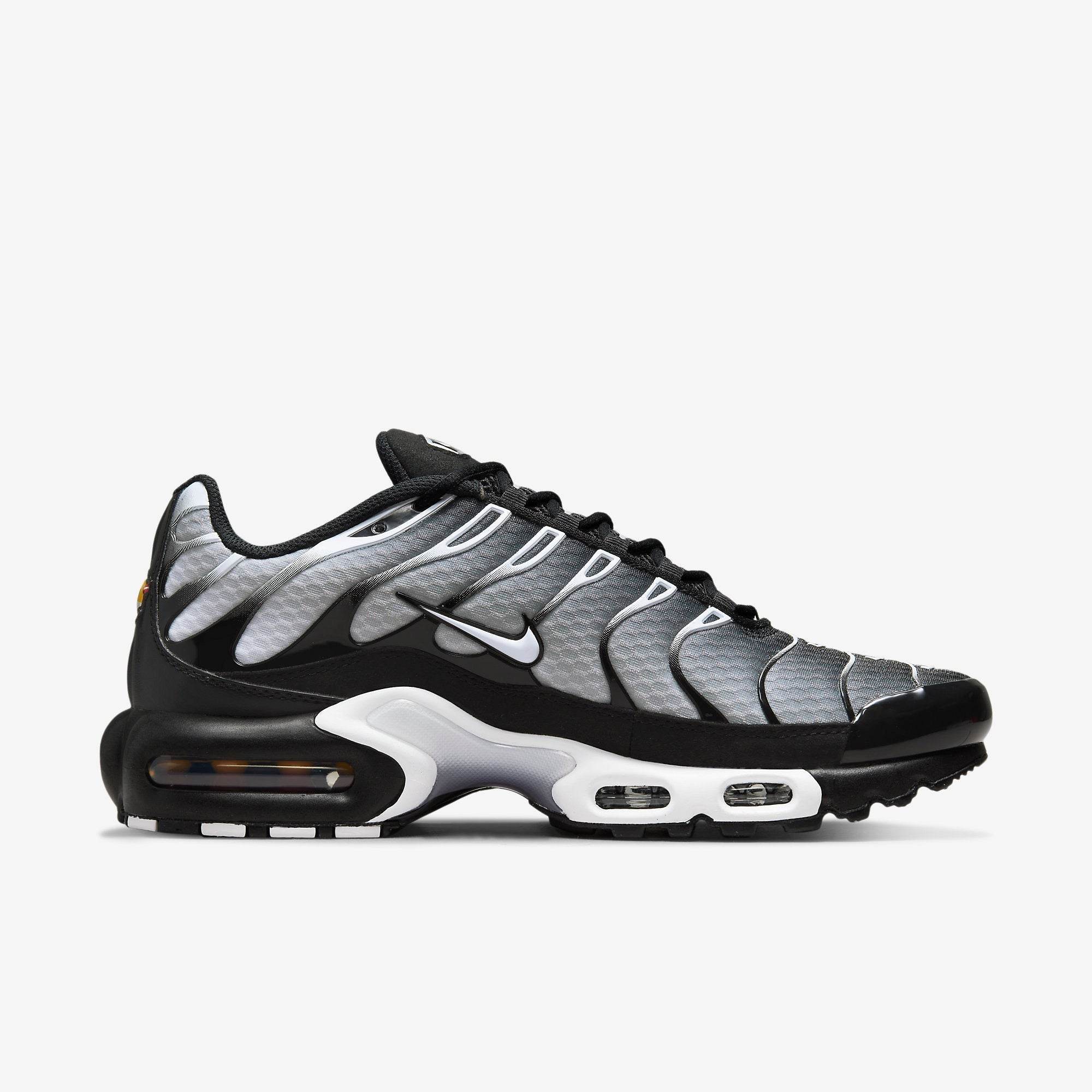 Nike Air Max Plus “Black/Metallic Silver” - Brandscorner21